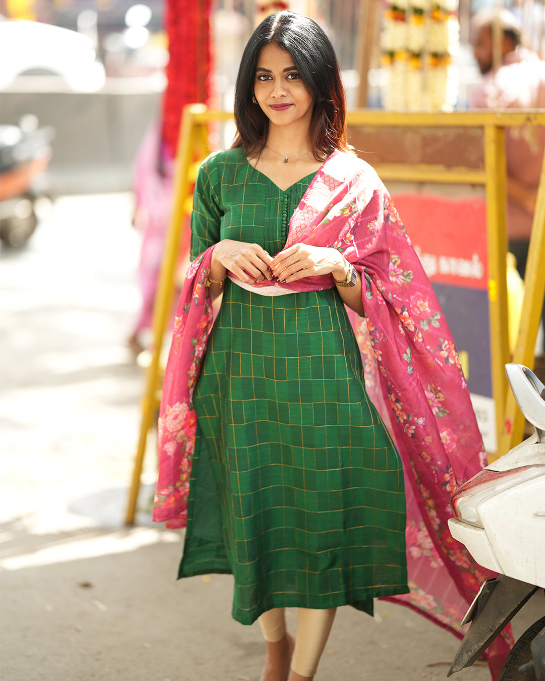 Green Jari Checked with Pink Organza Dupatta